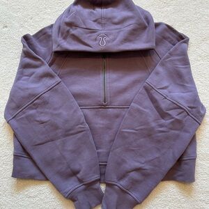 lululemon athletica sweatshirt